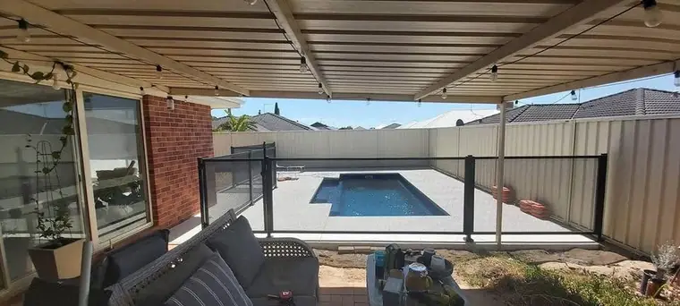 Carley Cullen&rsquo;s PoolPerf pool fence, photographed by Carley and posted on Facebook