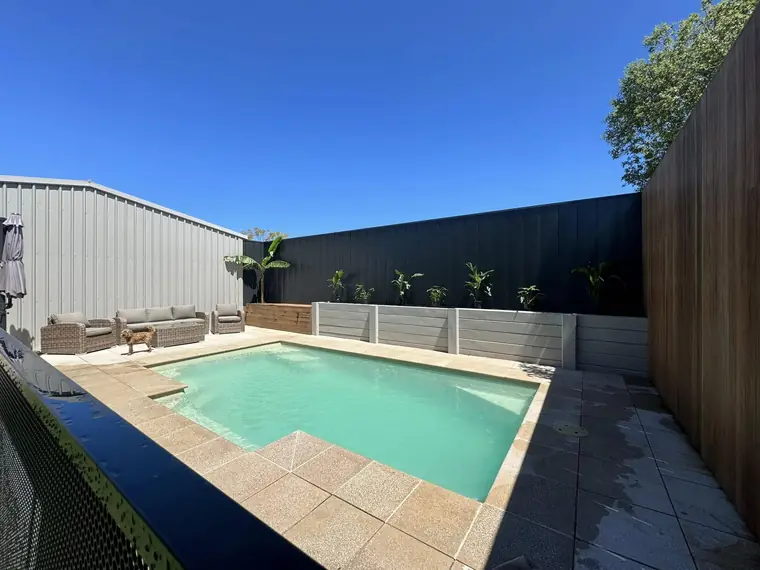 Stacey Childs&rsquo;s PoolPerf pool fence, photographed by Stacey and posted on Facebook