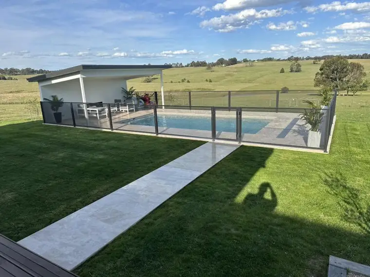Chris South&rsquo;s PoolPerf pool fence, photographed by Chris and posted on Facebook