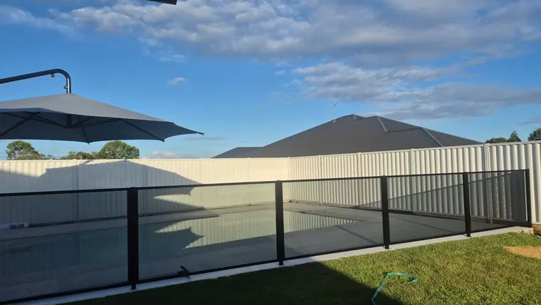 Claudia Ferreira&rsquo;s PoolPerf pool fence, photographed by Claudia and posted on Facebook