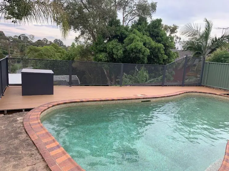 Michael&rsquo;s PoolPerf fence, the photo they posted with their Google review