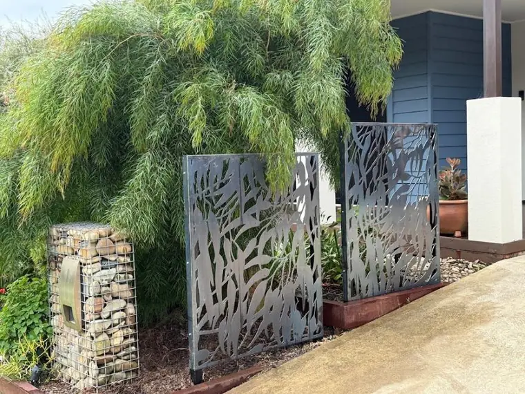 Chris Gr&rsquo;s PoolPerf fence, the photo they posted with their Google review