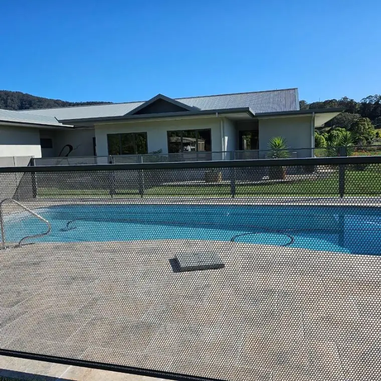 Liz EvansMorant&rsquo;s PoolPerf fence, the photo they posted with their Google review