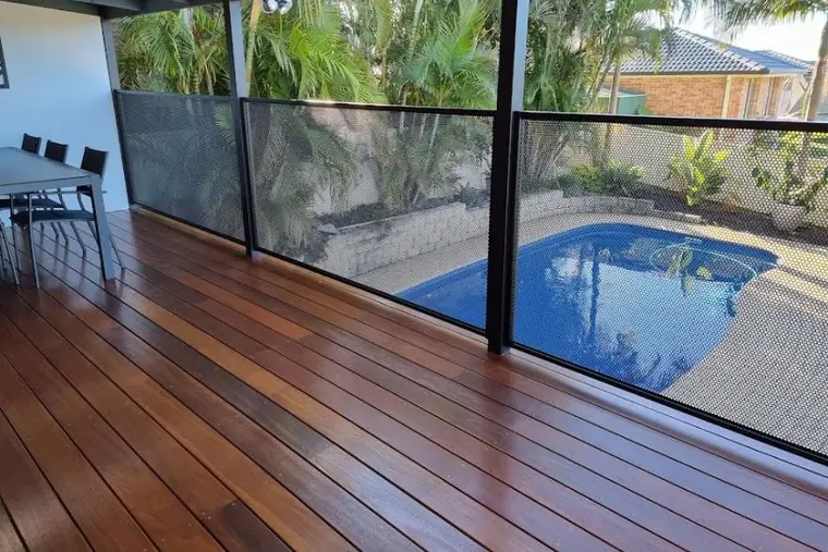 Trish Joyce&rsquo;s PoolPerf fence, the photo they posted with their Google review