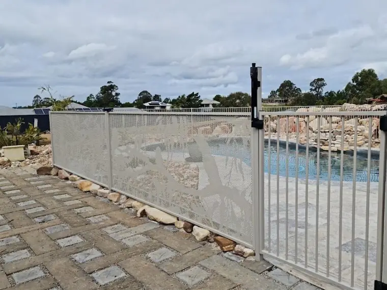 Marion Allen&rsquo;s PoolPerf fence, the photo they posted with their Google review