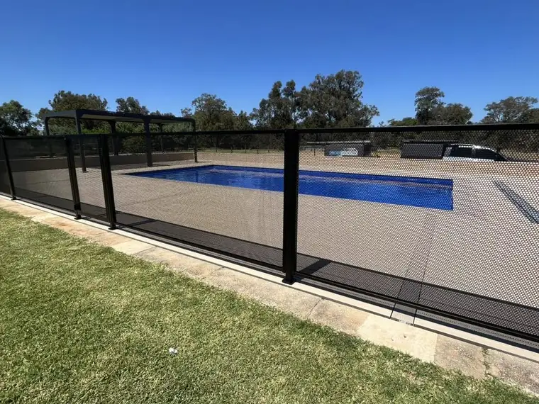 Belinda Musitano&rsquo;s PoolPerf pool fence, photographed by Belinda and posted on Facebook