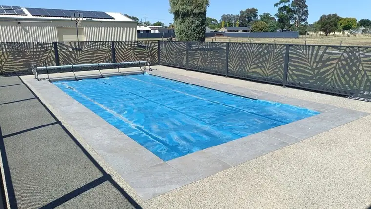 Matthew Graham&rsquo;s PoolPerf pool fence, photographed by Matthew and posted on Facebook